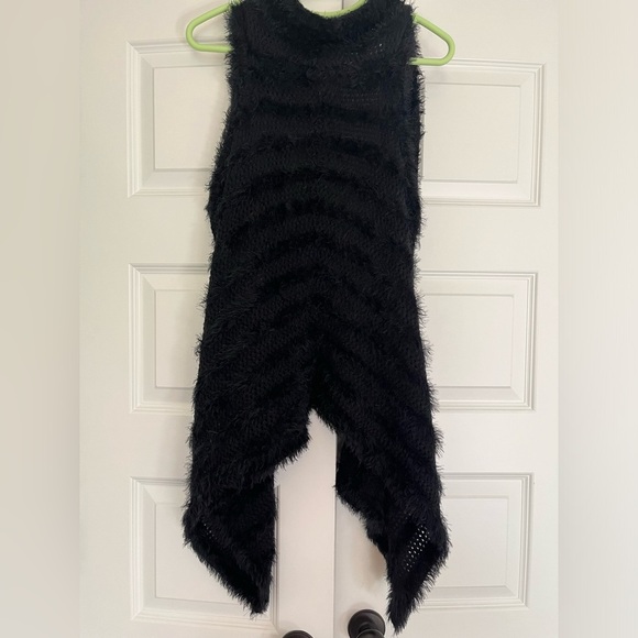 New NYGARD Slim Peter Nygard Hi-Lo Open Drape Front Sweater VEST Medium Black - Picture 8 of 9